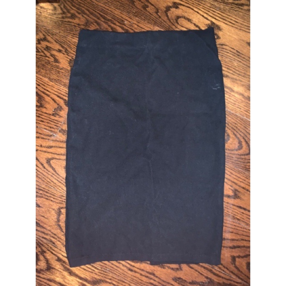Zara- Black Pencil Skirt
